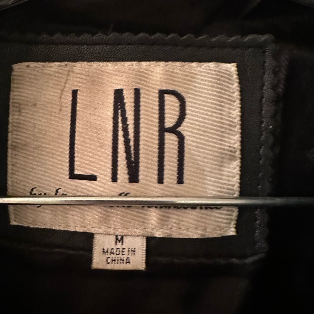 LNR Women's Classic Black Leather Jacket - Picture 2 of 3